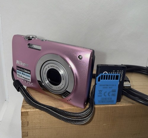 Nikon coolpix s2500 12mp - 12mp, pink