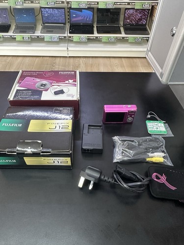 Fujifilm digital camera - digital,